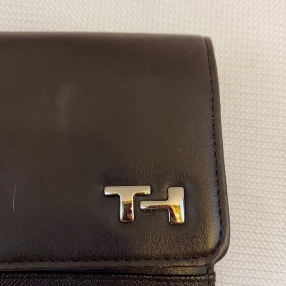 New Tommy brown wallet with check book cover 7”x4” - Picture 2 of 6